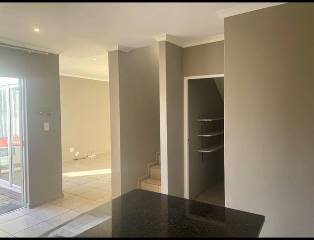 3 BEDROOM DUPLEX FOR SALE IN VILLA DIAMANTE